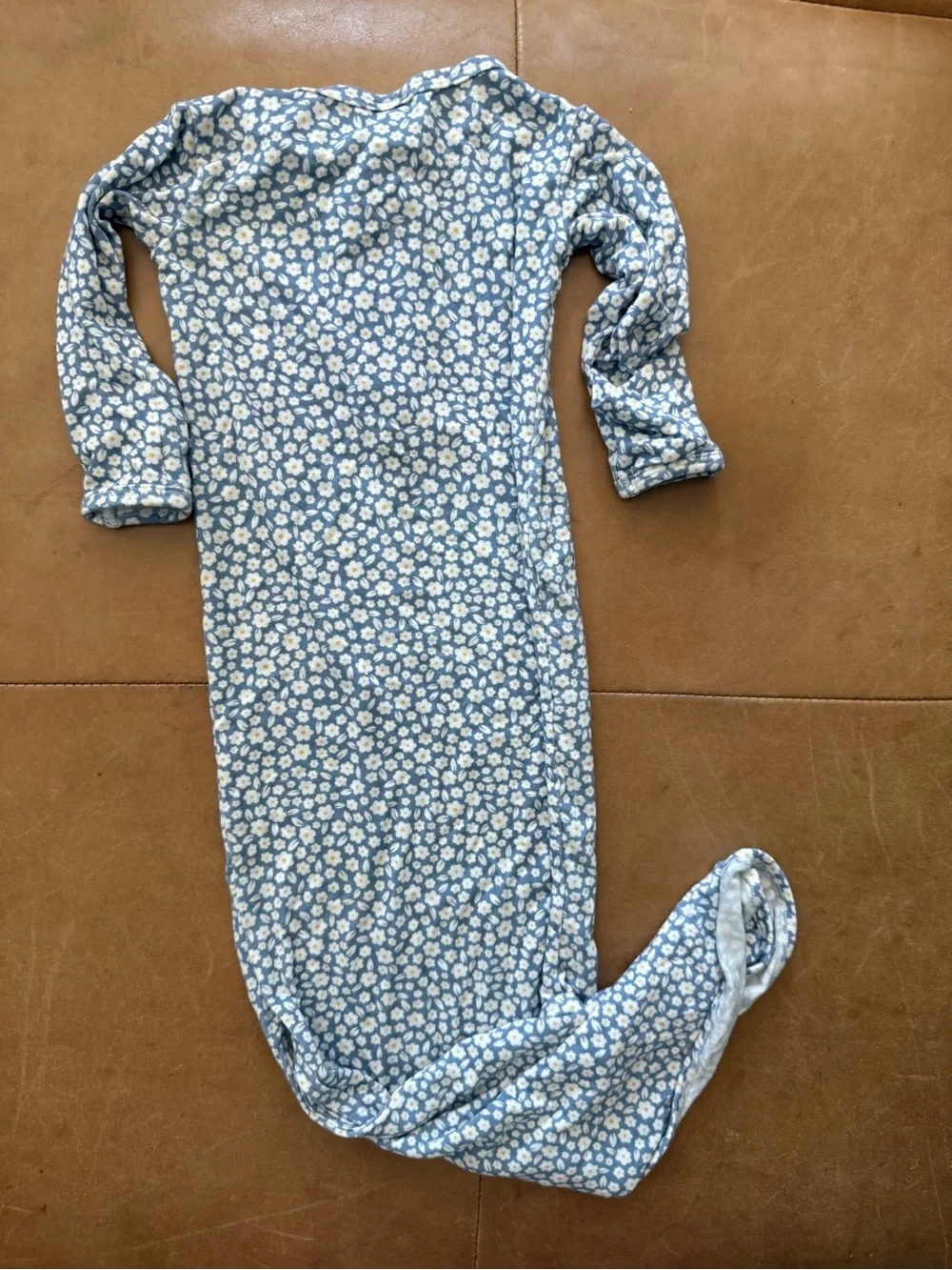 💜$20 FLASH SALE💜Lou Lou & Co Gown Newborn